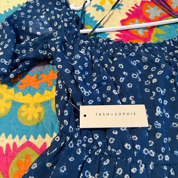 Tash and Sophie dress - Picture 3 of 6